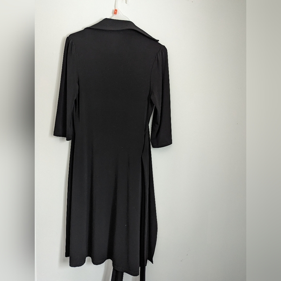 Le Chateau Black Faux Wrap 3/4 Sleeve Dress Size M - Picture 2 of 7